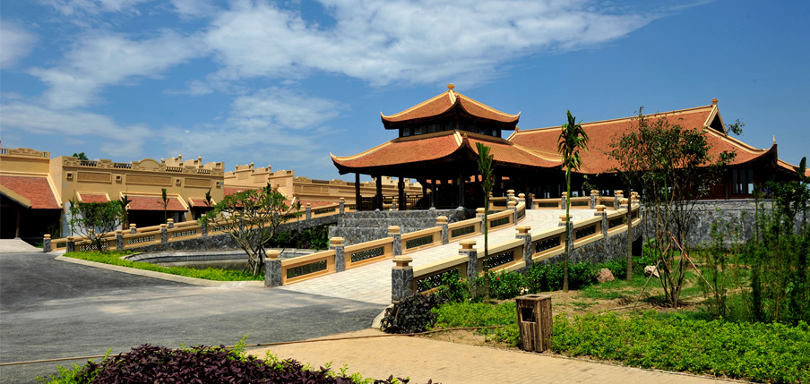 Emeralda luxury resort in Ninh Binh