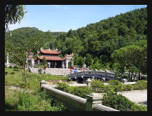 Ninh Binh - Con Son pagoda - Kiep Bac temple