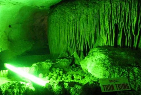 Ninh Binh - Chua Huong - Dam Da